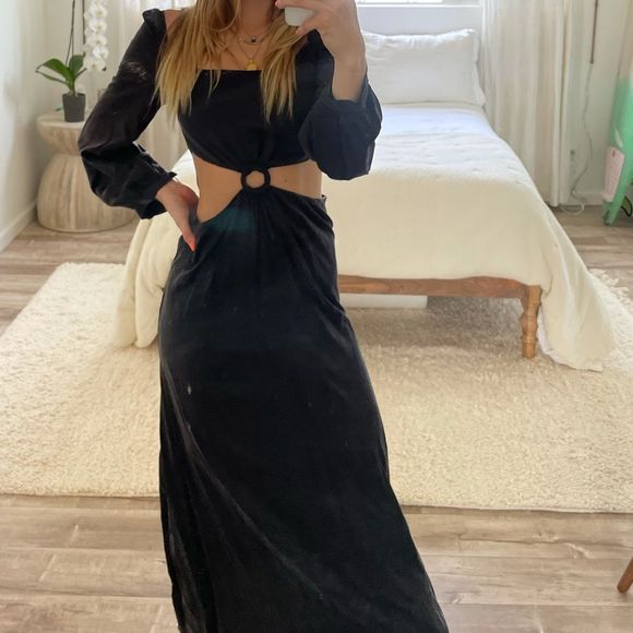 Ginia Black Dress - Picture 4 of 6